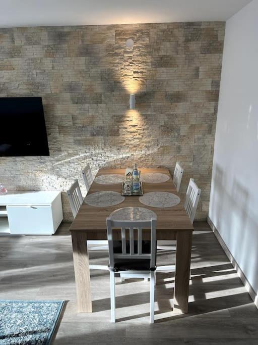 Familienwohnung Naehe Europapark, Messe, Gifiz See Offenburg Kültér fotó