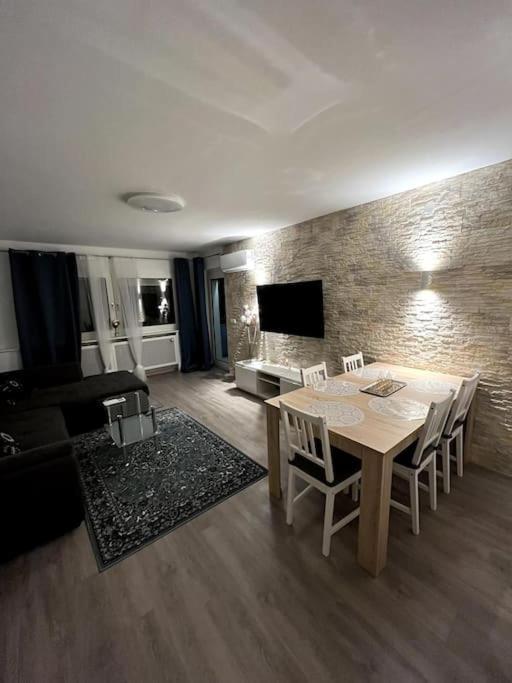 Familienwohnung Naehe Europapark, Messe, Gifiz See Offenburg Kültér fotó
